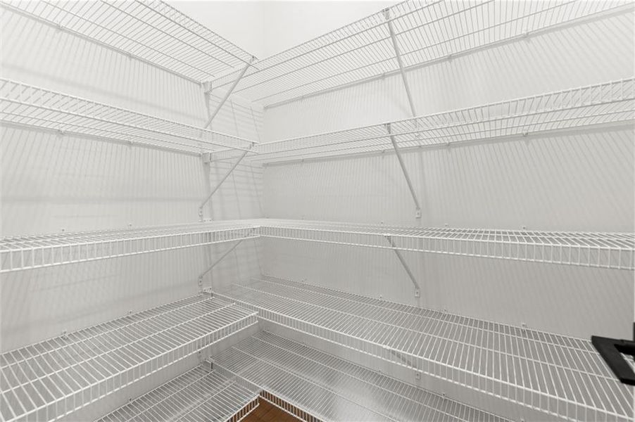 Spacious, unfurnished interior of a new home in , Alpharetta (Image 19).