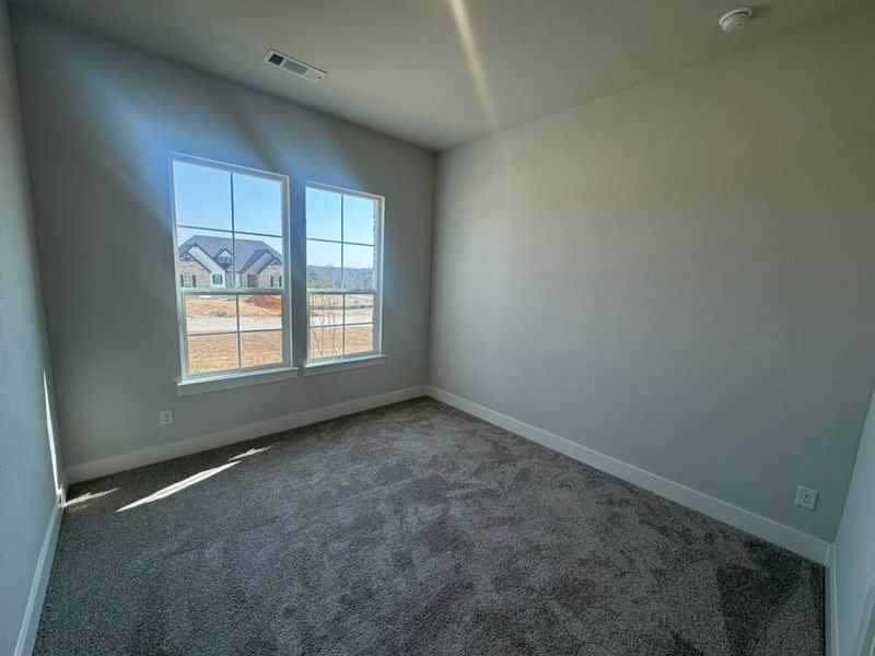 Spacious, unfurnished interior of a new home in Creekview Addition, Van Alstyne (Image 12).