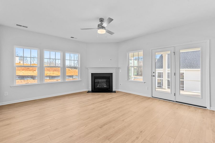 Spacious, unfurnished interior of a new home in Brayden, Advance (Image 21).