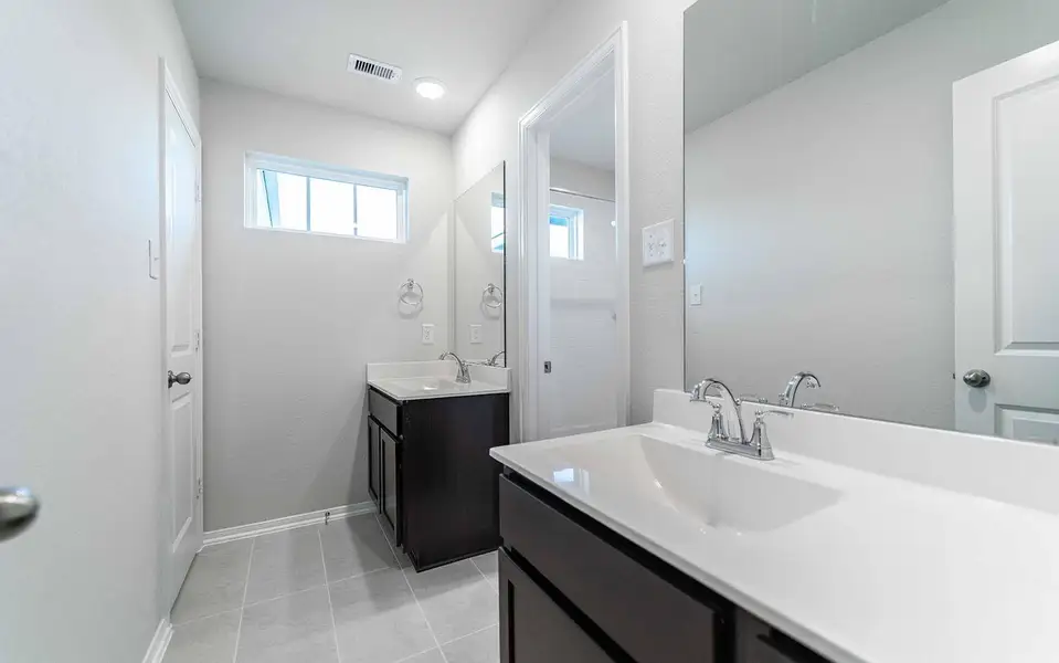 Furnished interior view inside a new home in Lago Mar, Texas City (Image 4). Furnished interior view inside a new home in Lago Mar, Texas City (Image 4).