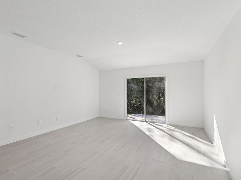 Spacious, unfurnished interior of a new home in Flagler Village - Classic Series, Palm Coast (Image 9).
