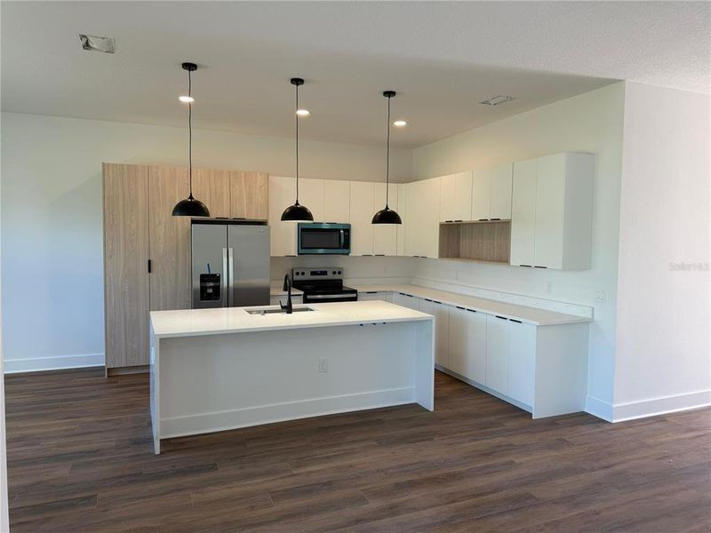 Furnished interior view inside a new home in , Beverly Hills (Image 4).