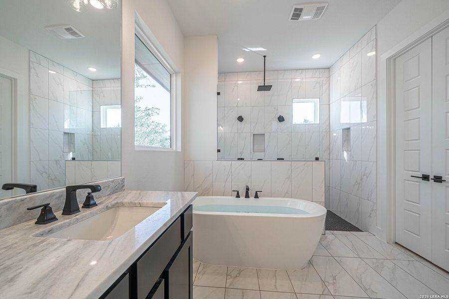 Furnished interior view inside a new home in , New Braunfels (Image 8).