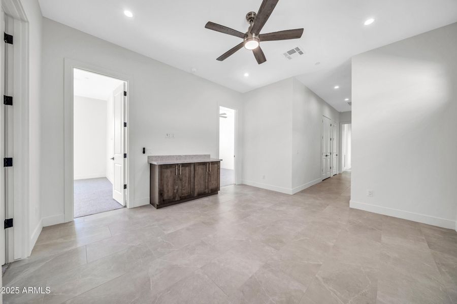 SECONDARY FAMILY ROOM