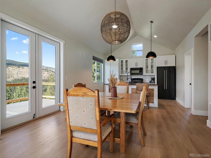 Spacious eating area to entertain, or to simply enjoy the views during meals.