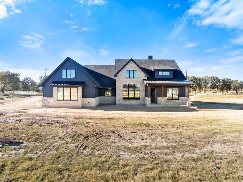 Image 8 of a home in . Image 8 of a home in .