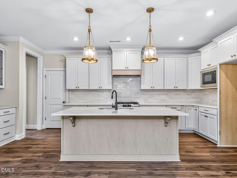 013-1280x960-kitchen