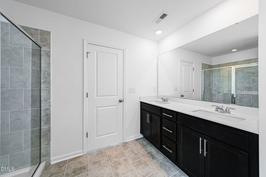 SUN_MyrtleMeadows_Pic_Winston-15