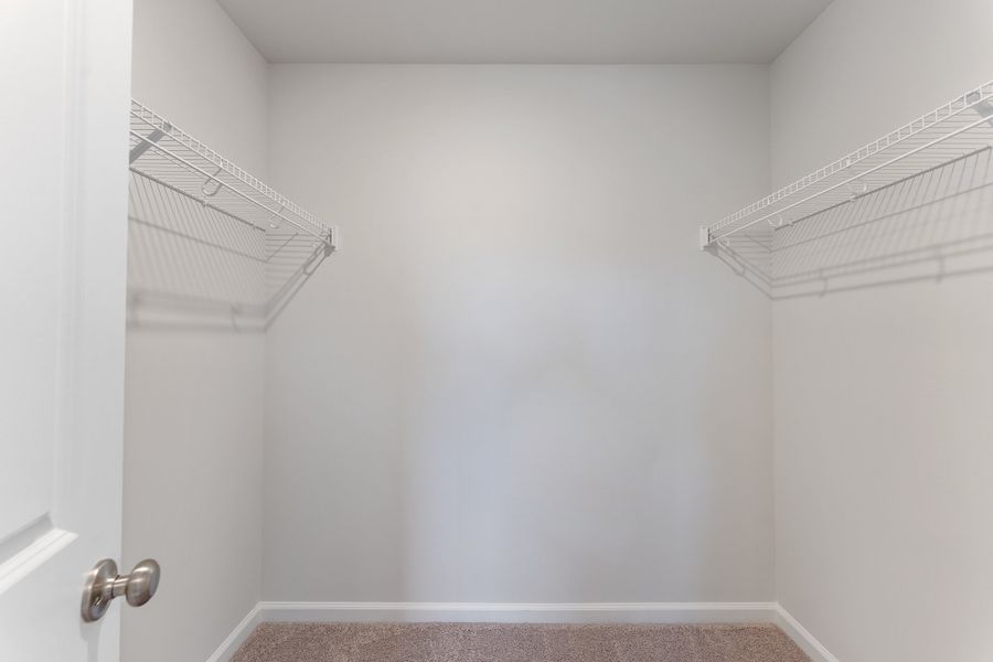 Image 21 of a home in Edwards Station.