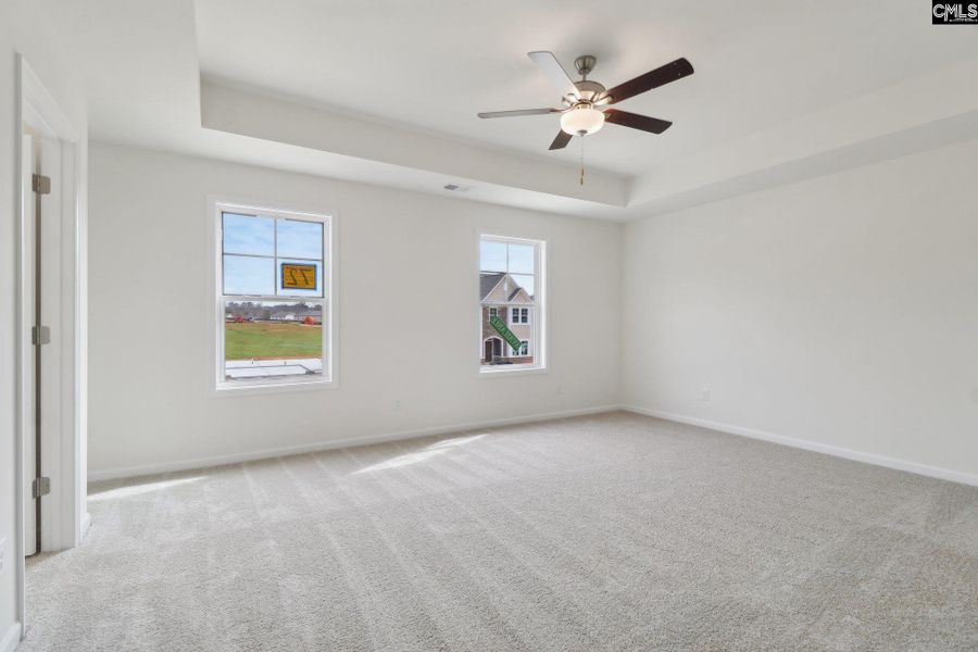 Spacious, unfurnished interior of a new home in Peachtree Hills, Lexington (Image 25).