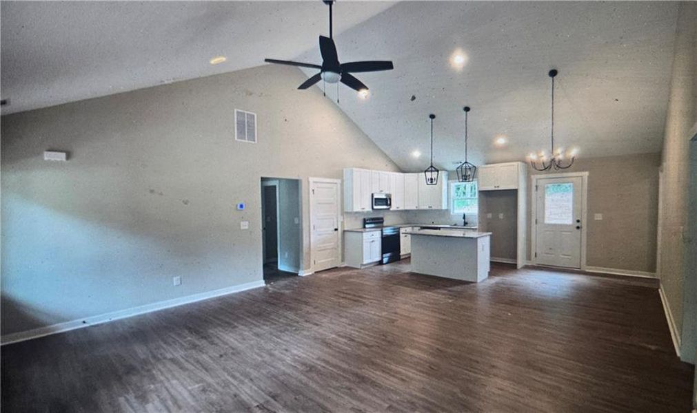 Spacious, unfurnished interior of a new home in , Rockmart (Image 14).