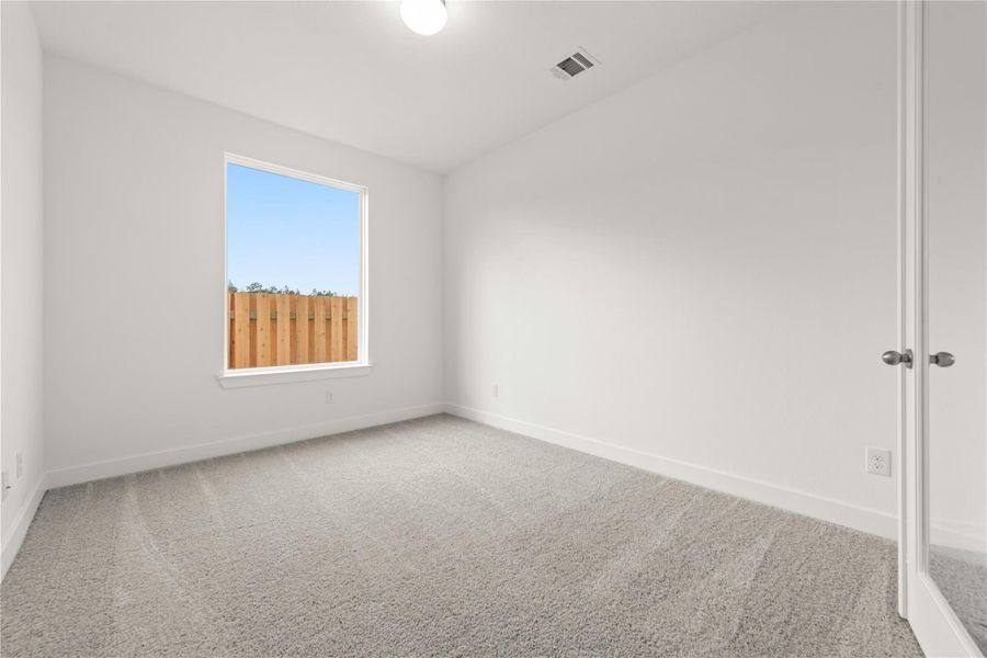Spacious, unfurnished interior of a new home in COLTON™ - 45', Todd Mission (Image 21).