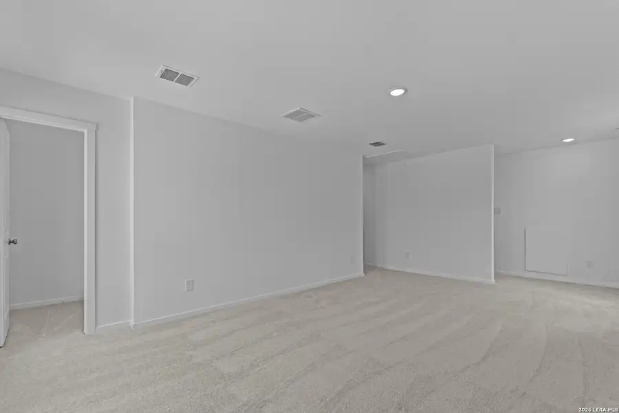 Spacious, unfurnished interior of a new home in Hightop Ridge, Converse (Image 23).