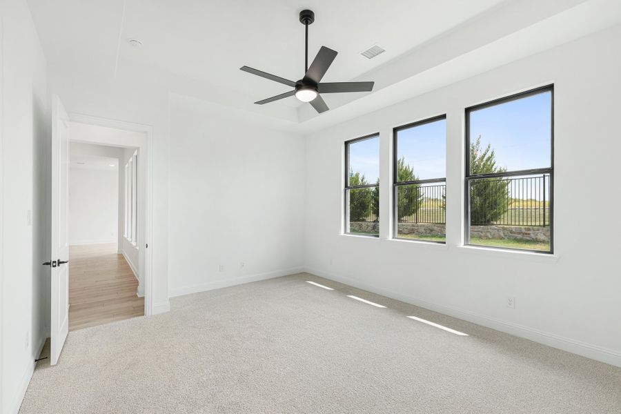 Spacious, unfurnished interior of a new home in Nelson Lake Estates, Rockwall (Image 27).