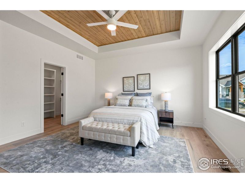 Tailored walk-in closet