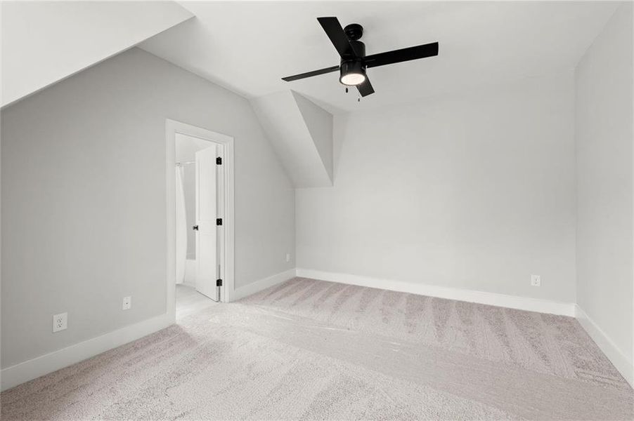Spacious, unfurnished interior of a new home in , Brookhaven (Image 21).