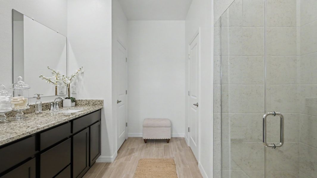 Representative furnished interior of a home built from the Sheffield by Maronda Homes in Labelle, Labelle (Image 18).