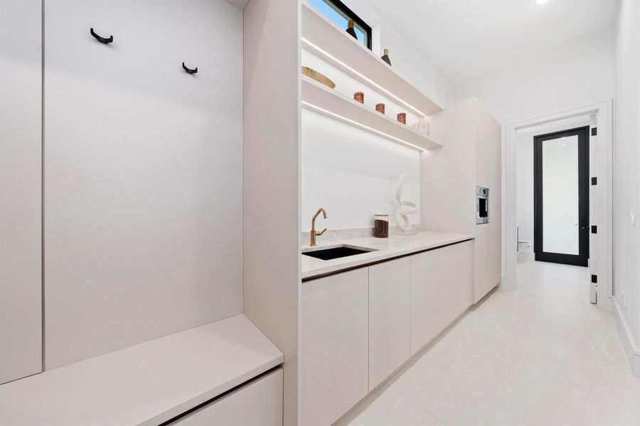 Furnished interior view inside a new home in , Pompano Beach (Image 45). Furnished interior view inside a new home in , Pompano Beach (Image 45).