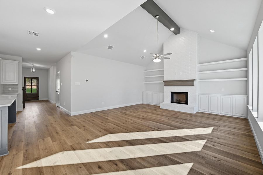 Representative unfurnished interior of a home built from the Garrison III by Cheldan Homes in Arbor Oaks, Boyd (Image 24).