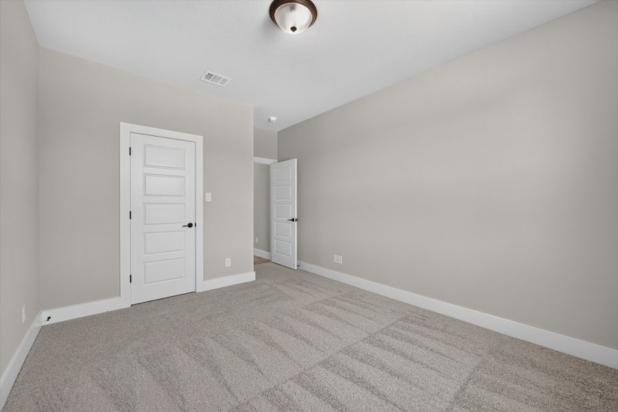 Spacious, unfurnished interior of a new home in Taylor Ranch, Springtown (Image 36).