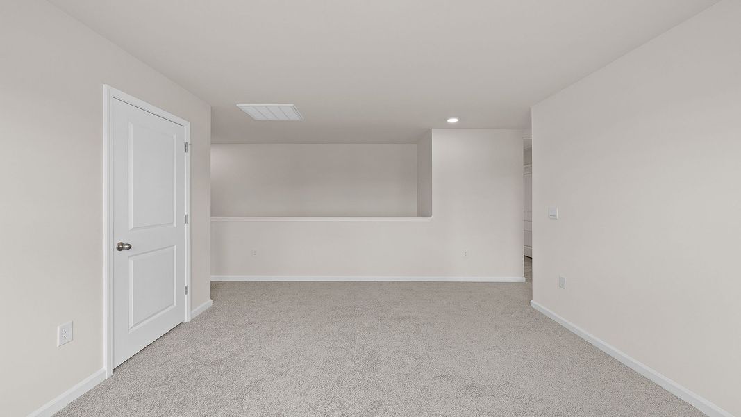 Spacious, unfurnished interior of a new home in Spring Ridge, Anderson (Image 19).