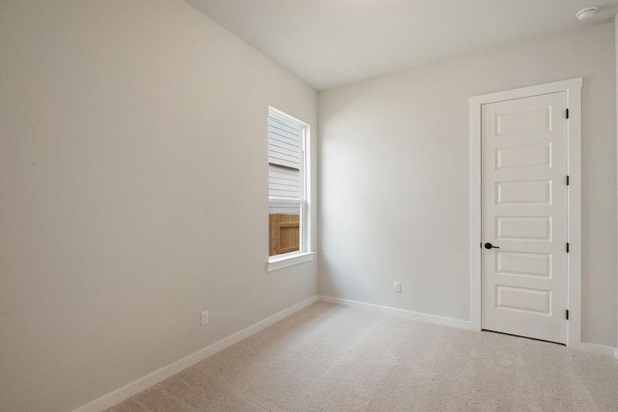 Spacious, unfurnished interior of a new home in Park Central, Georgetown (Image 20).