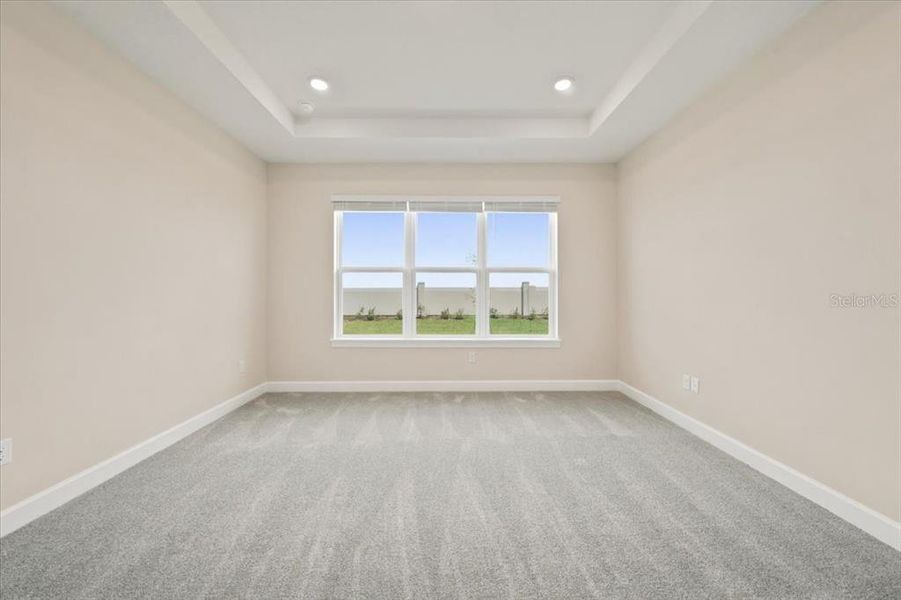 Spacious, unfurnished interior of a new home in Coasterra Community Group Page, Palmetto (Image 33).