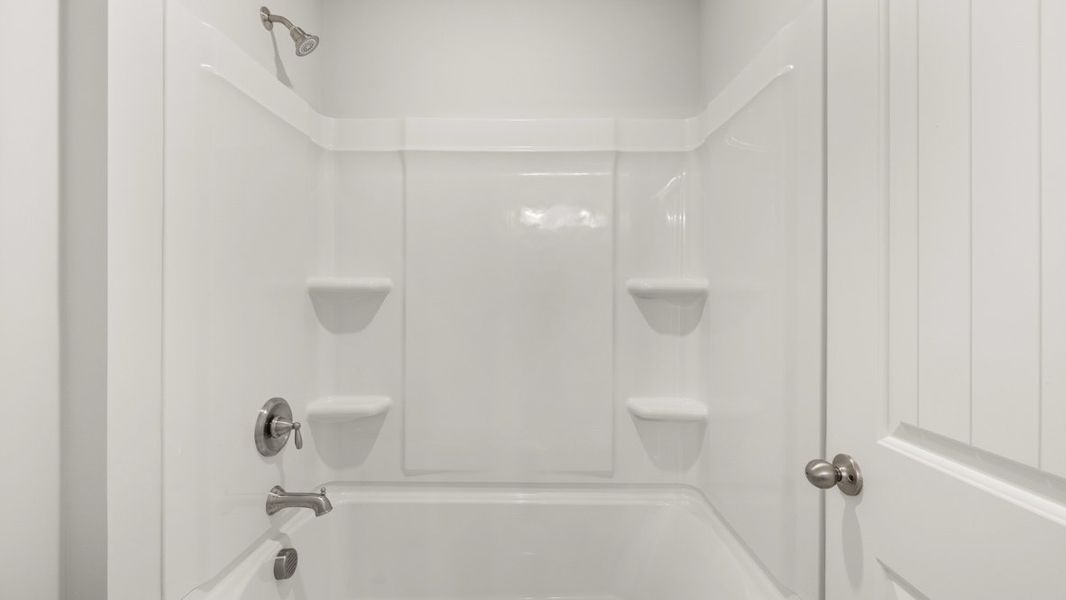 Representative interior finishes for a home built from the Westerly by D.R. Horton in Holland Estates, Powder Springs (Image 18).