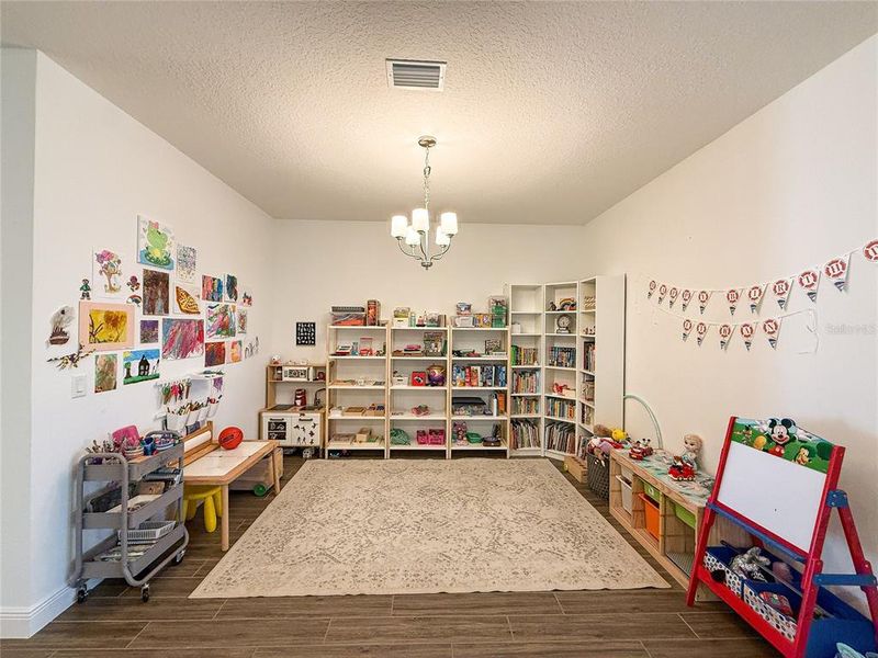 Furnished interior view inside a new home in , Minneola (Image 28).