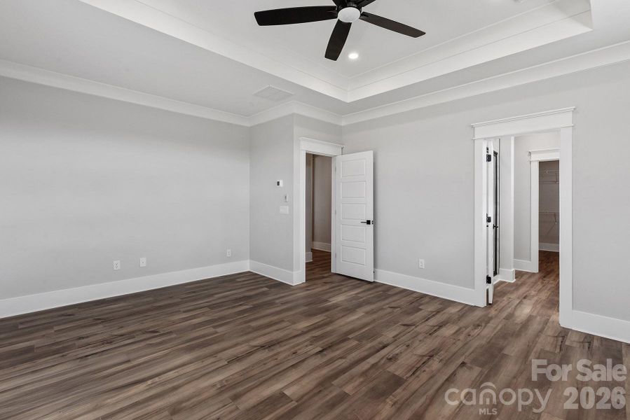 Spacious, unfurnished interior of a new home in Stoneridge Hills, Rock Hill (Image 8).