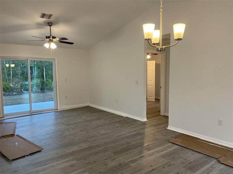 Spacious, unfurnished interior of a new home in , Ocklawaha (Image 10).