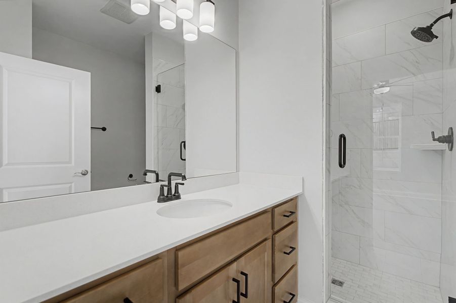 Carothers Farms Town Center Homes (Condos) Primary Bath