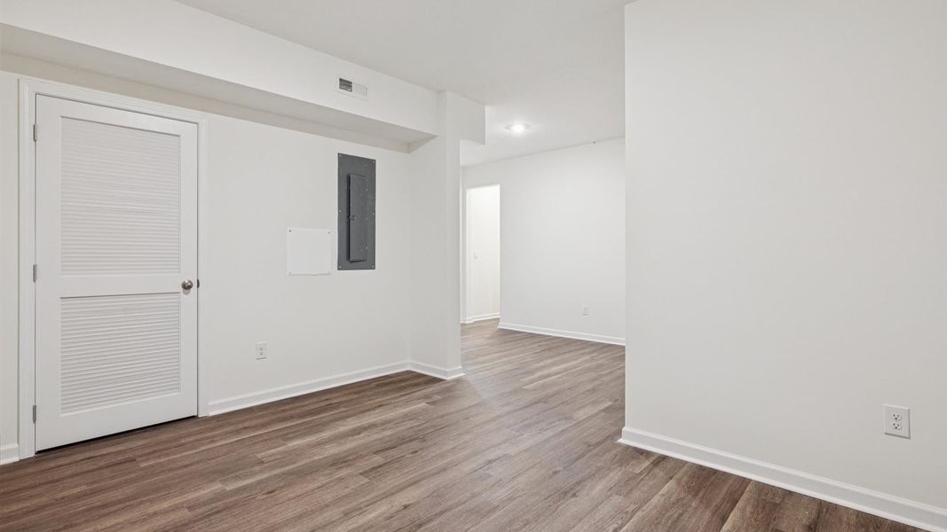 Spacious, unfurnished interior of a new home in Whispering Springs, Maryville (Image 41). Spacious, unfurnished interior of a new home in Whispering Springs, Maryville (Image 41).