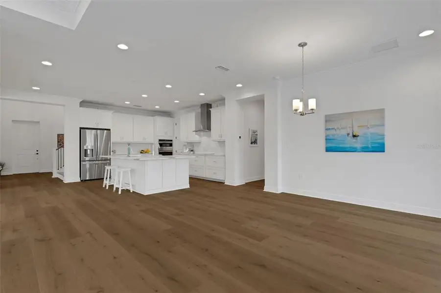 Spacious, unfurnished interior of a new home in Cassata Lakes, Nokomis (Image 51).