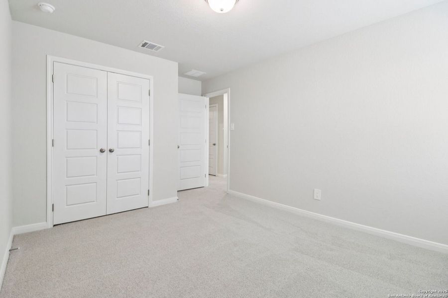 Spacious, unfurnished interior of a new home in Royal Crest, San Antonio (Image 34). Spacious, unfurnished interior of a new home in Royal Crest, San Antonio (Image 34).