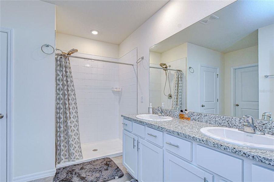 Furnished interior view inside a new home in , Zephyrhills (Image 41). Furnished interior view inside a new home in , Zephyrhills (Image 41).