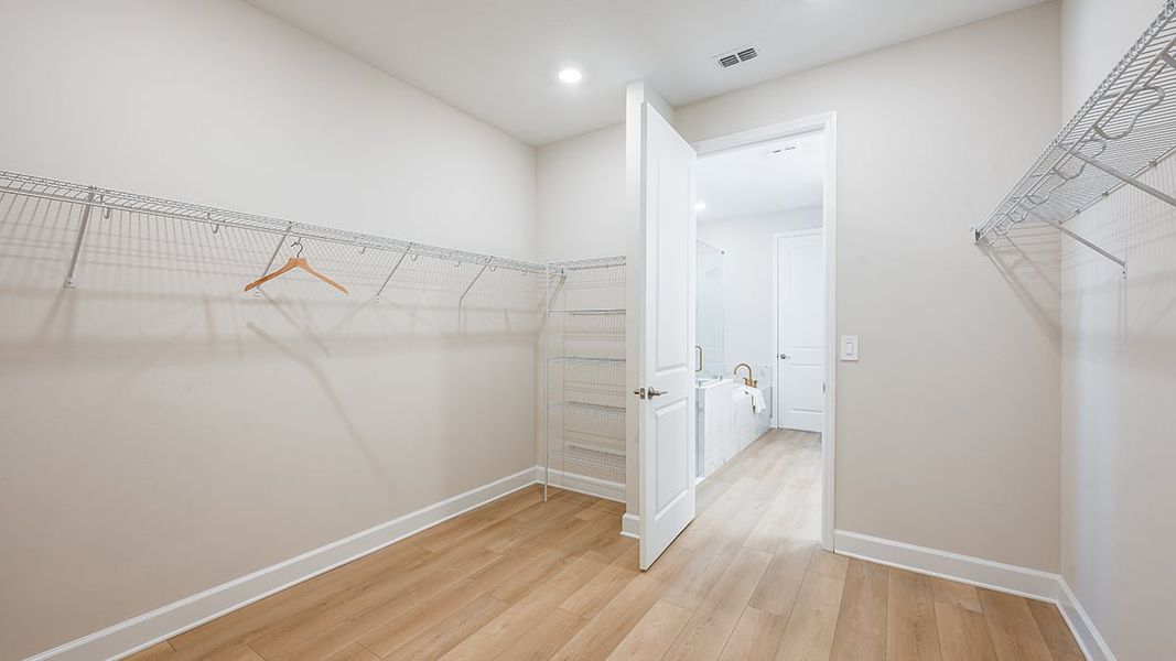 Representative unfurnished interior of a home built from the Montauk by Taylor Morrison in Sunbridge, Orlando (Image 20).