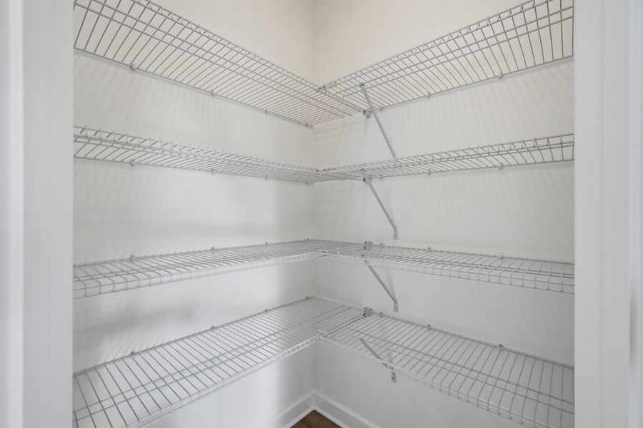 Spacious, unfurnished interior of a new home in McCarthy Estates, Defuniak Springs (Image 34).