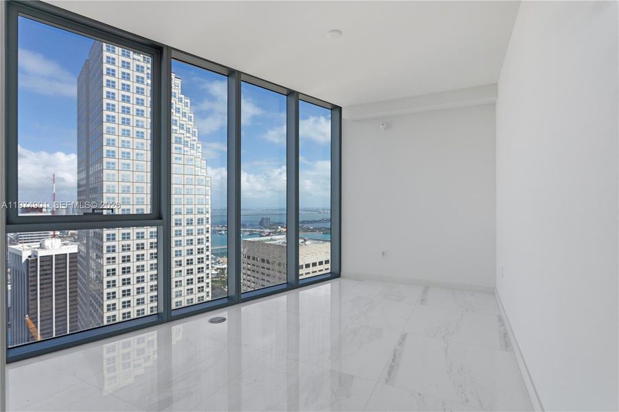 Spacious, unfurnished interior of a new home in , Miami (Image 23).