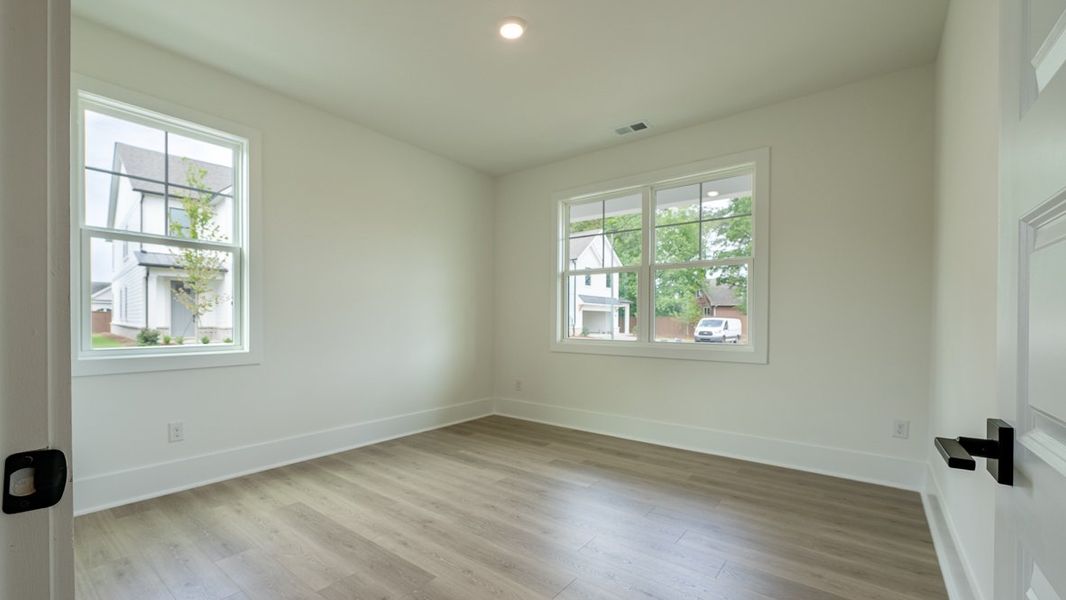 Representative unfurnished interior of a home built from the Hanover by D.R. Horton in The Village at Sandy Plains, Marietta (Image 15).