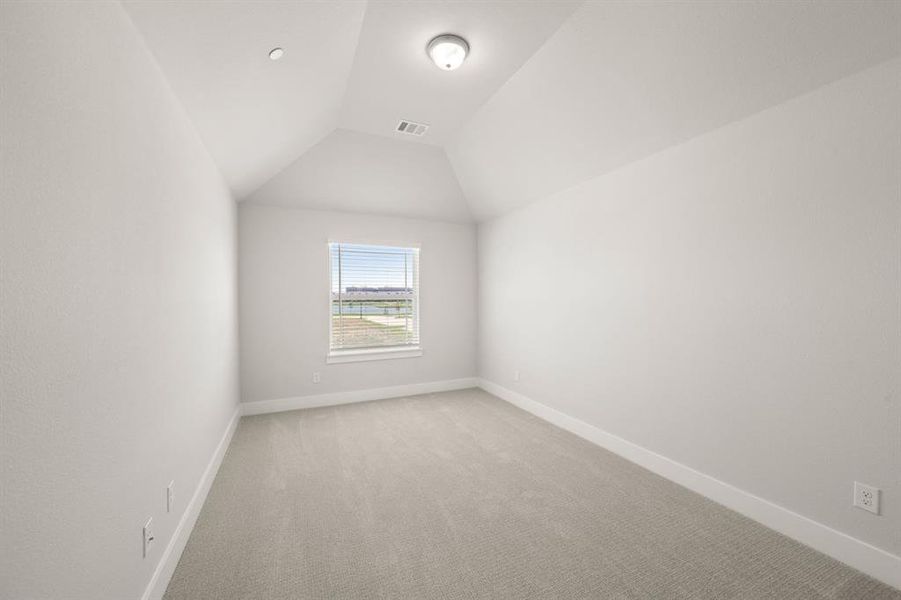 17_1842 Wittington- Bedroom-2