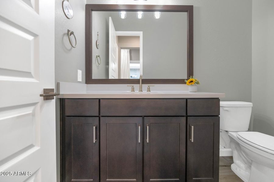 21840 N 61st Wy-large-033-034-21840 N 61