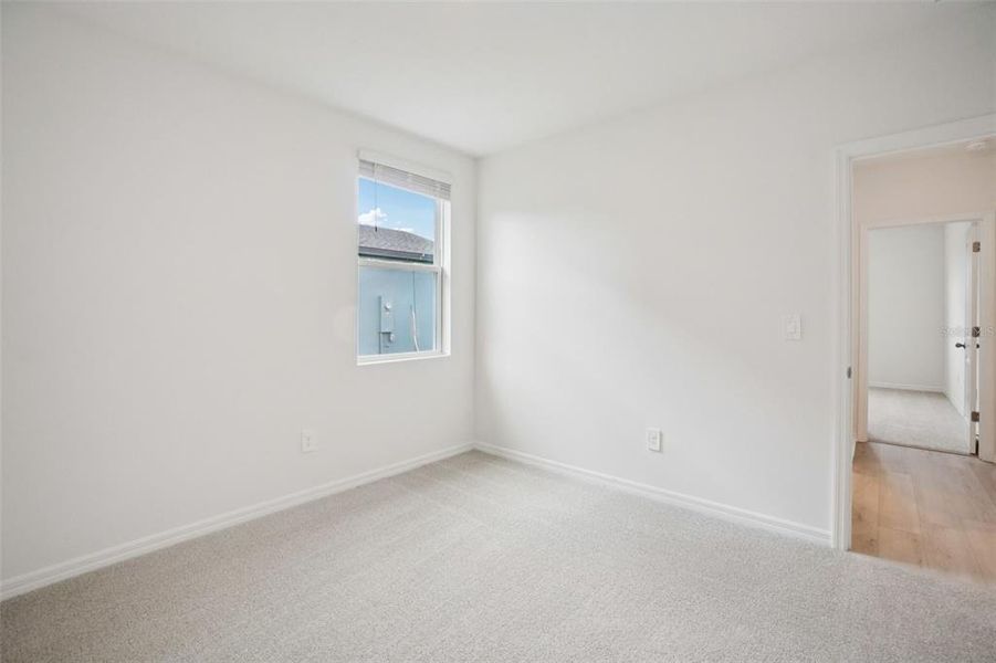 Spacious, unfurnished interior of a new home in Leyland Preserve - Classic Series, Brooksville (Image 35).