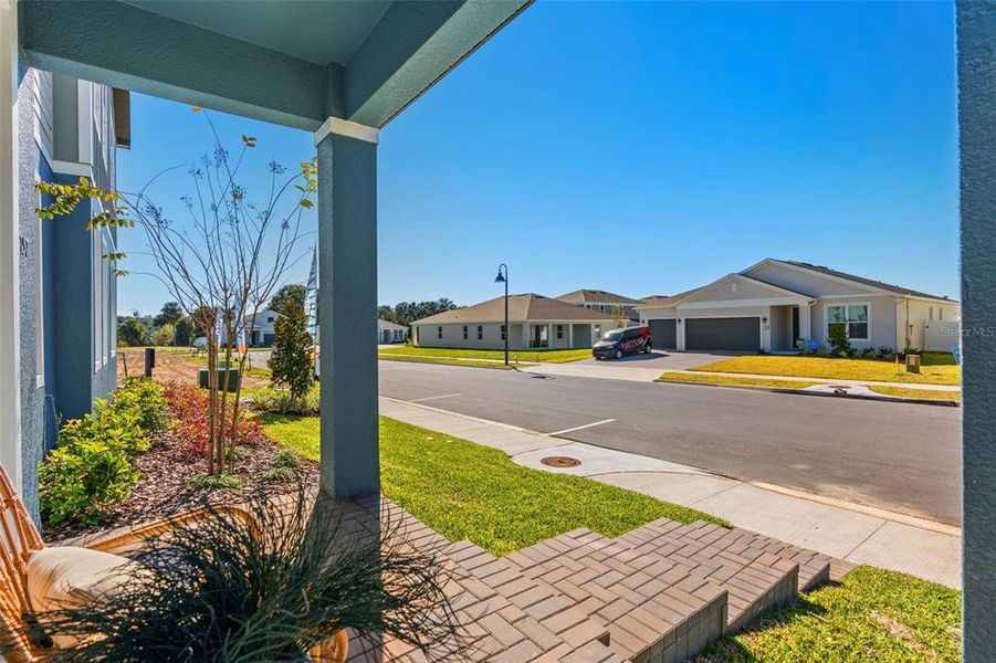 Exterior details and patio area of a home in , Apopka (Image 28).