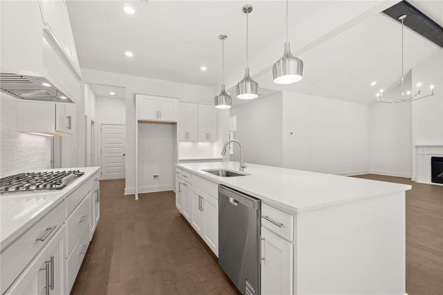 Furnished interior view inside a new home in , Gainesville (Image 7).