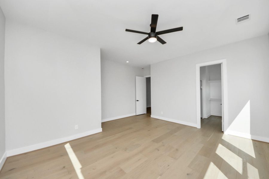 Spacious, unfurnished interior of a new home in , Houston (Image 30). Spacious, unfurnished interior of a new home in , Houston (Image 30).