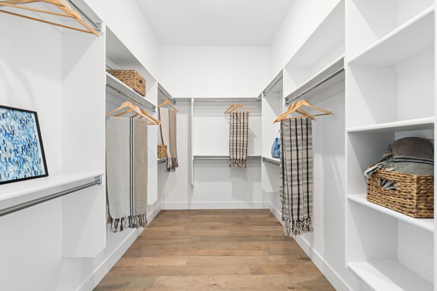 1819 Vista -Primary Closet