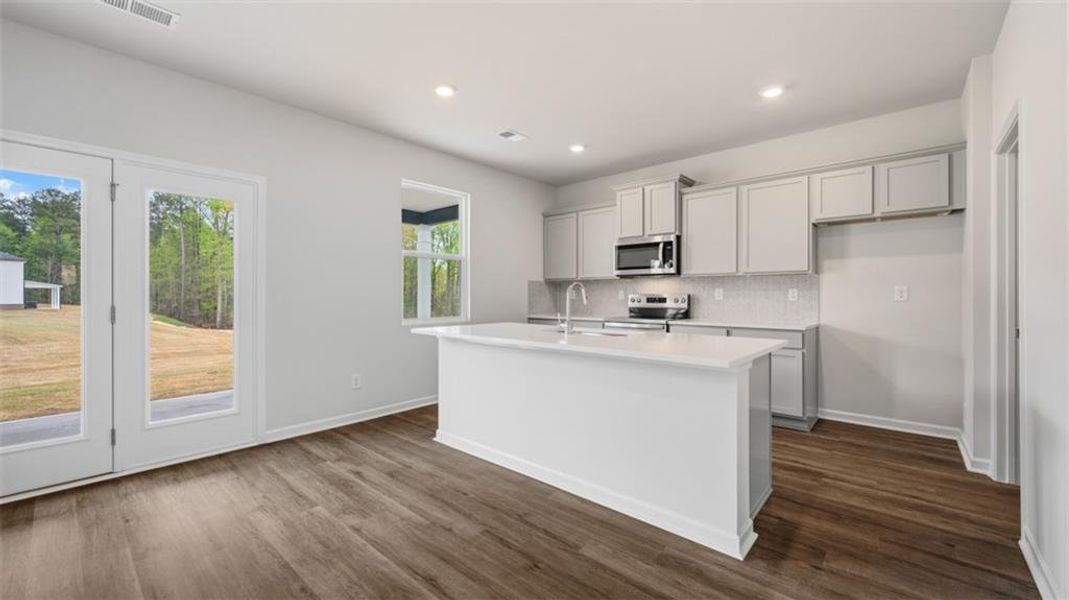 Furnished interior view inside a new home in Twin Lakes, Hoschton (Image 3).