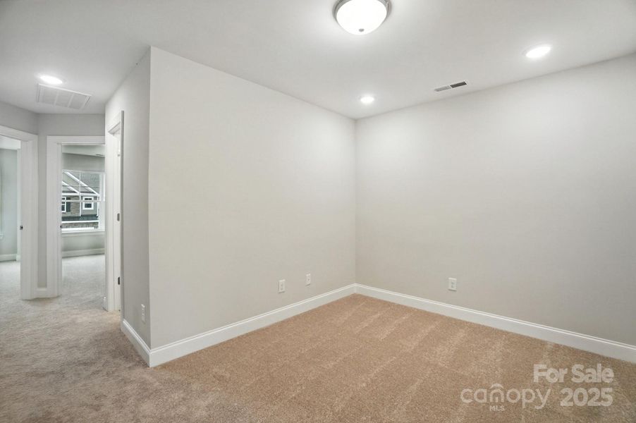 Spacious, unfurnished interior of a new home in Harrisburg Village, Harrisburg (Image 19). Spacious, unfurnished interior of a new home in Harrisburg Village, Harrisburg (Image 19).