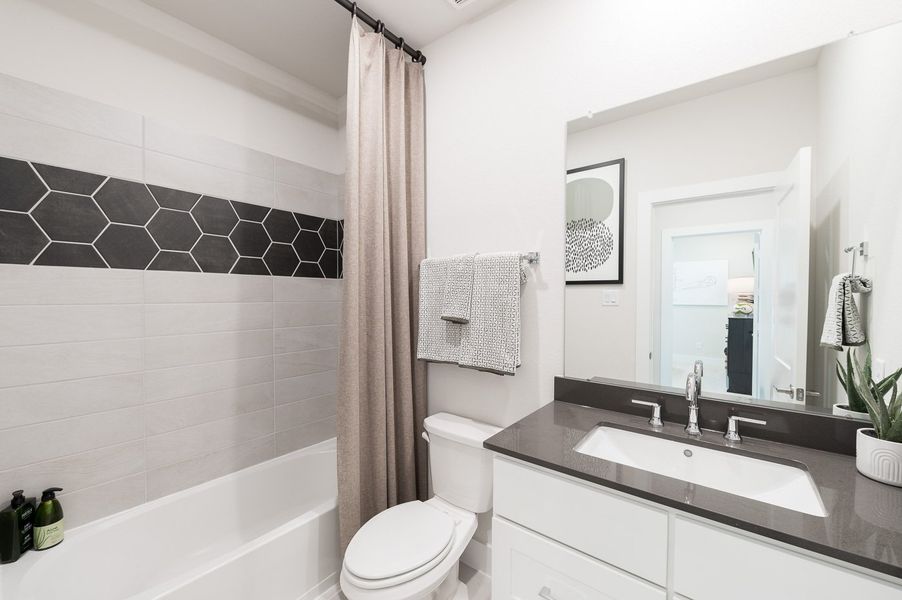 Furnished interior view inside a new home in Harvest Green 75′, Richmond (Image 40).